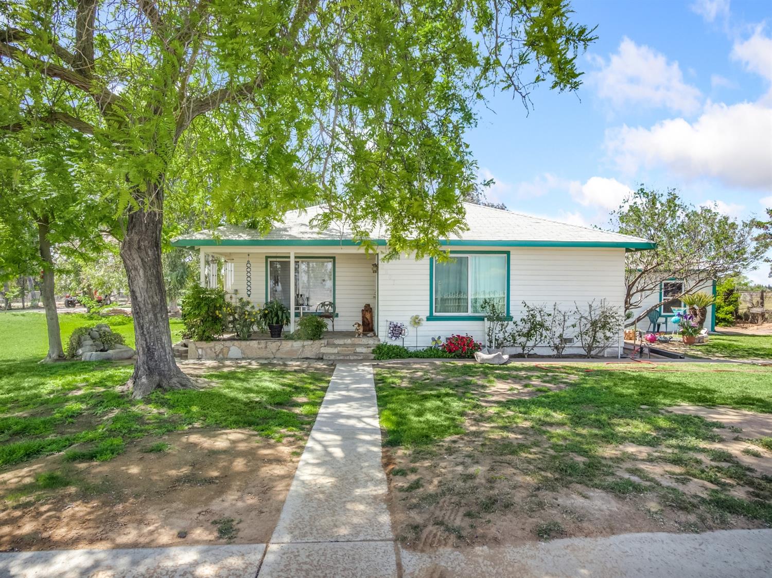 2807 North Del Rey Avenue Sanger, CA 93657 - Photo 8 of 41 Gallery Image 8