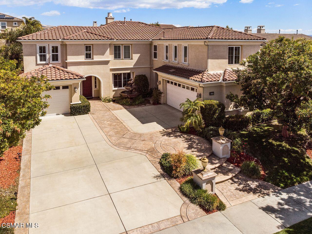 13729 Blue Ridge Way Moorpark, CA 93021 - Photo 2 of 51 49_10216619_133835_133835-EI-149