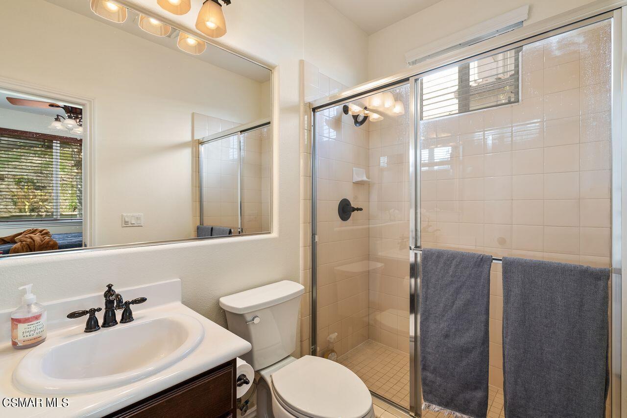 13729 Blue Ridge Way Moorpark, CA 93021 - Photo 22 of 51 23_10216584_133835_133835-EI-123