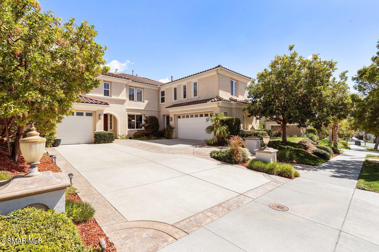 13729 Blue Ridge Way Moorpark, CA 93021 - Photo 7 of 51 6_10216585_133835_133835-EI-106