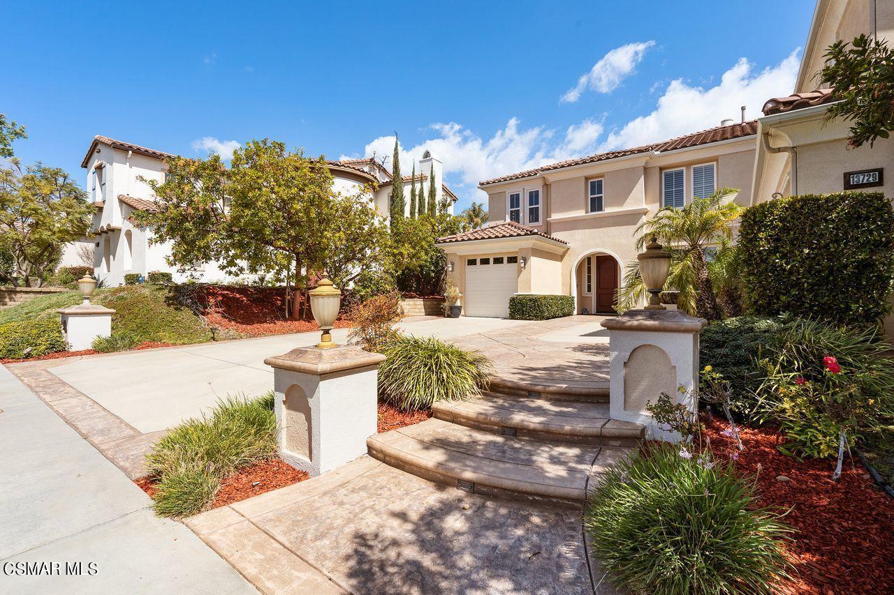 13729 Blue Ridge Way Moorpark, CA 93021 - Photo 8 of 51 8_10216586_133835_133835-EI-108