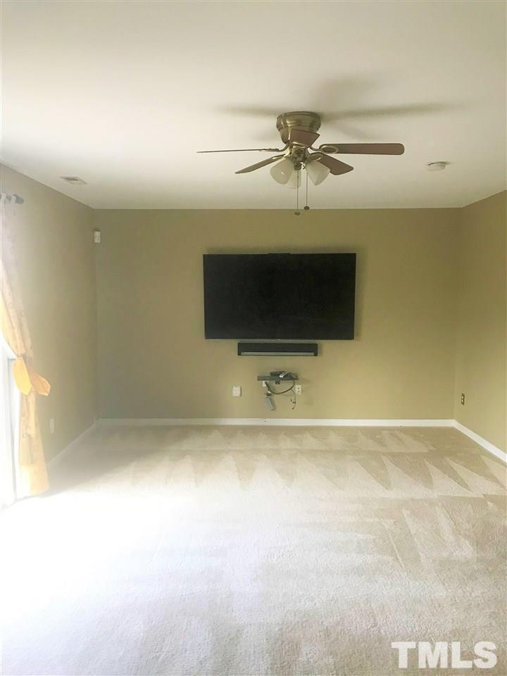 213 Broadgait Brae Road Cary, NC 27519 - Photo 8 of 17 Photo #9