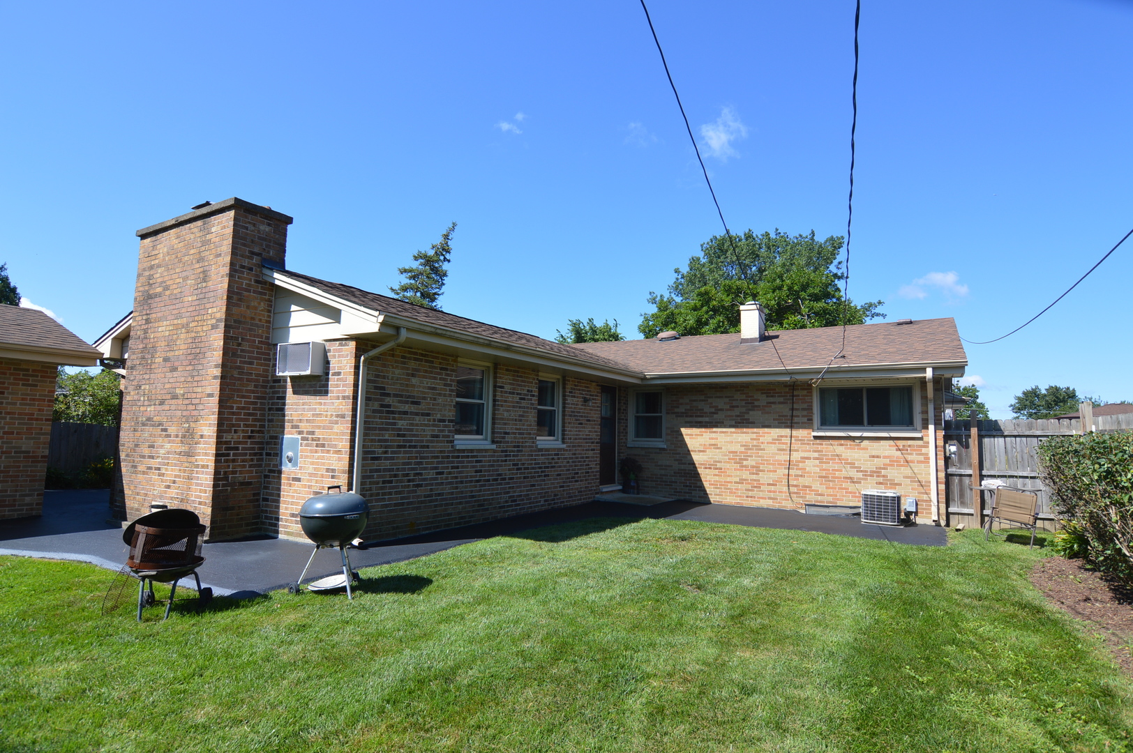 414 Brown Street Wauconda, IL 60084 - Photo 26 of 29 a front view of house with a garden