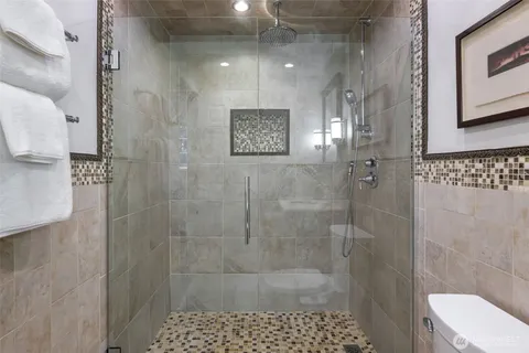 $945,000 | 17830 66th Place West, Lynnwood, WA 98037