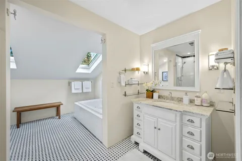 $945,000 | 17830 66th Place West, Lynnwood, WA 98037