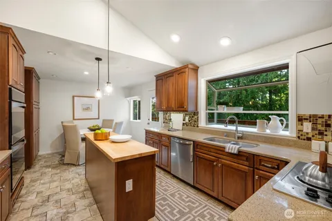 $945,000 | 17830 66th Place West, Lynnwood, WA 98037