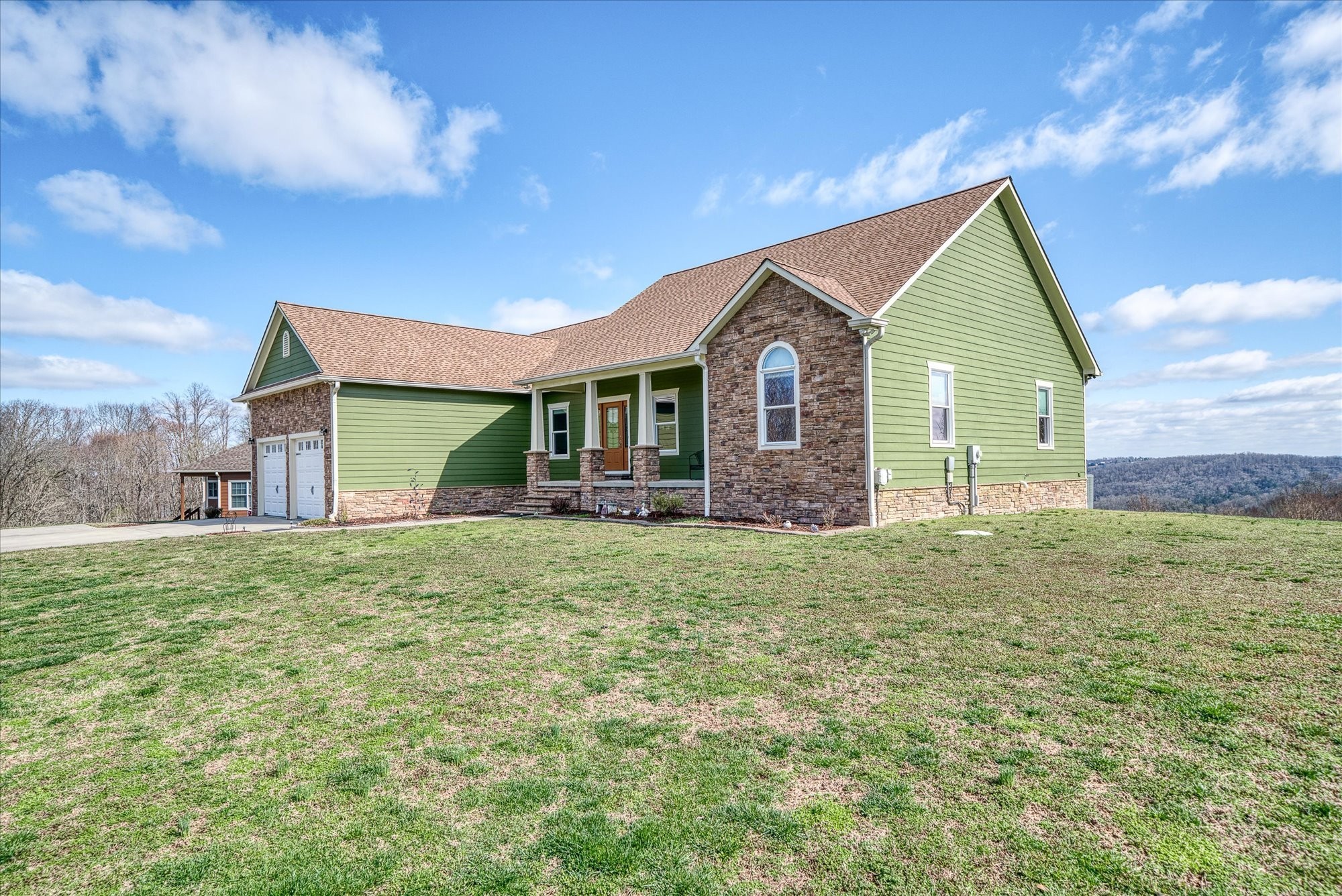 148 Davidson Road Smithville, TN 37166 - Photo 2 of 37 Gallery Image 2