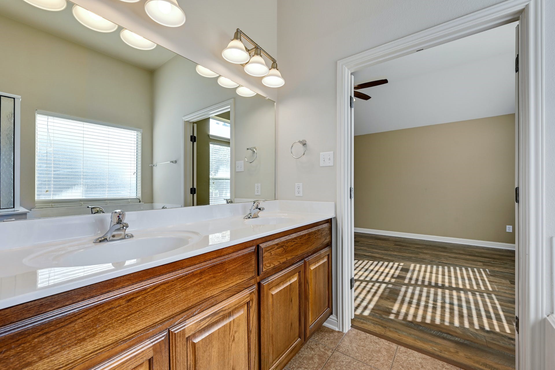 1809 Hidden Springs Path Round Rock, TX 78665 - Photo 17 of 25