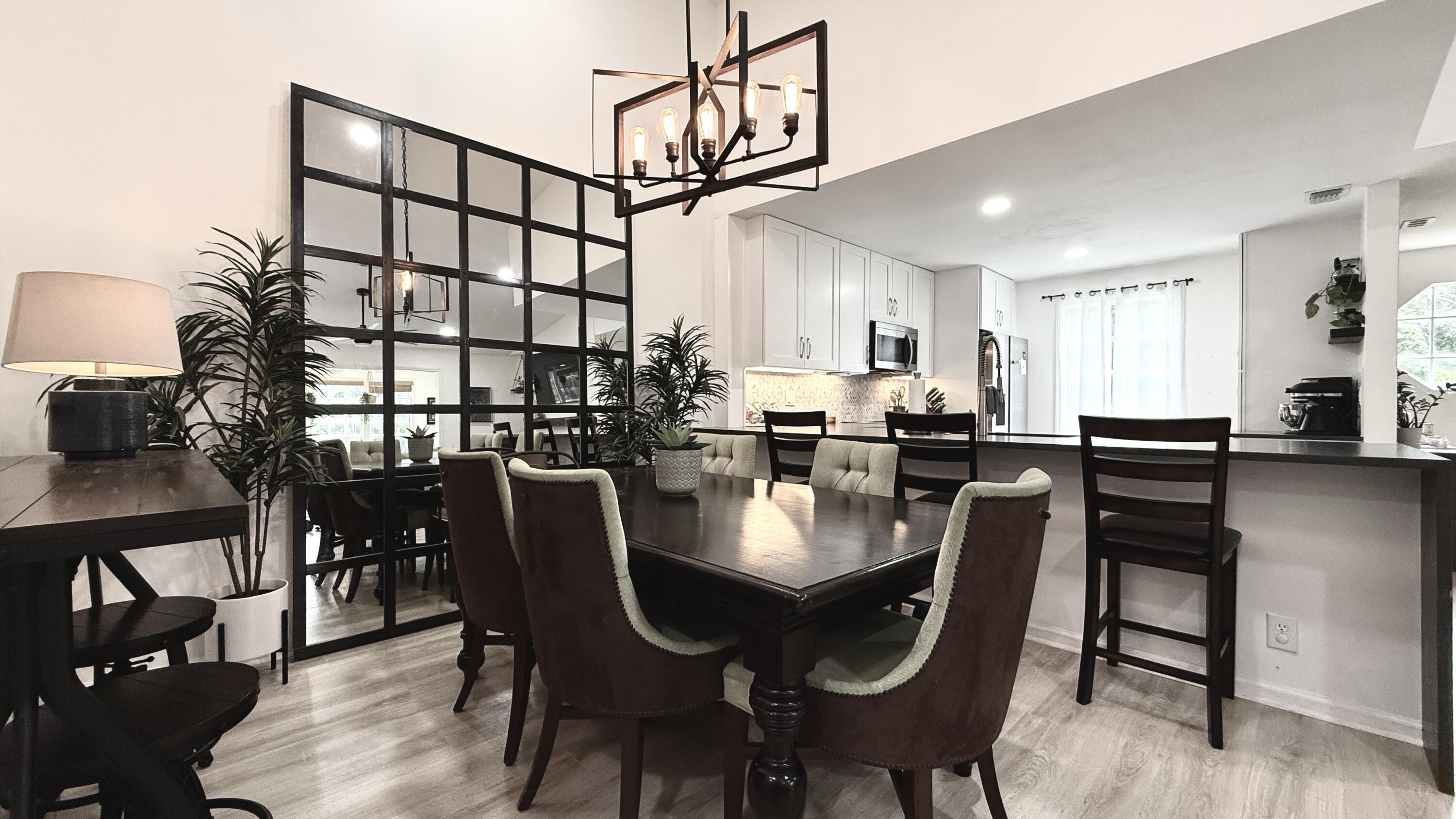 5016 Heatherhill Lane, Unit 10 Boca Raton, FL 33486 - Photo 4 of 12 Dining Room