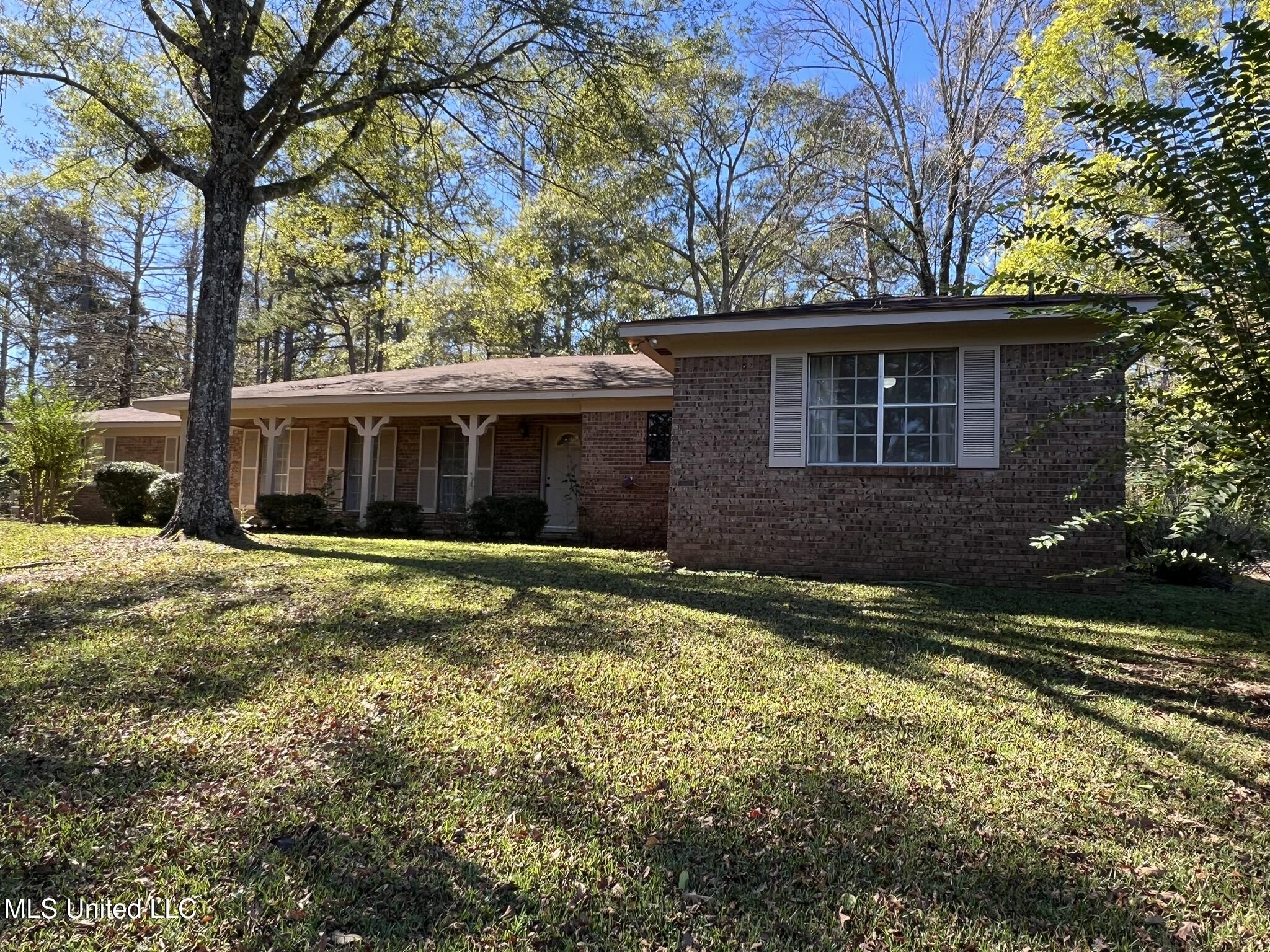 16799 Midway Road Terry, MS 39170 - Photo 3 of 38 IMG_7850