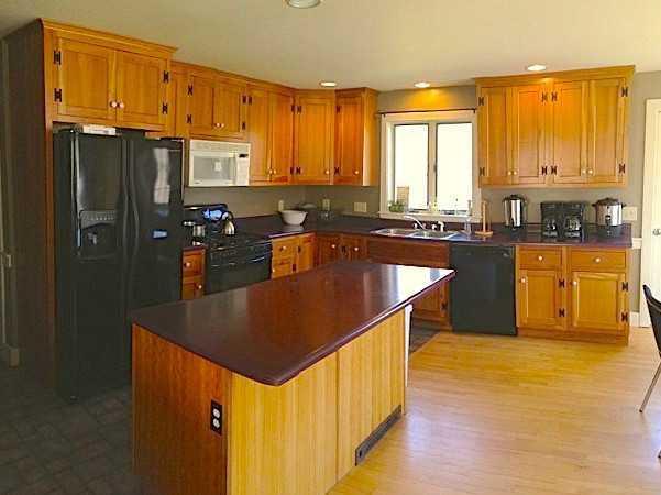 1700 Bristol Road Bristol, ME 04539 - Photo 4 of 29 Kitchen.