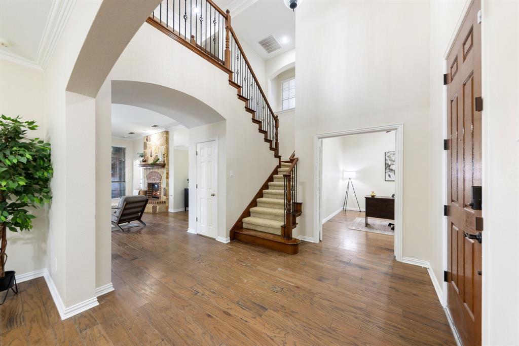 7005 Andover Court Rowlett, TX 75089 - Photo 4 of 40