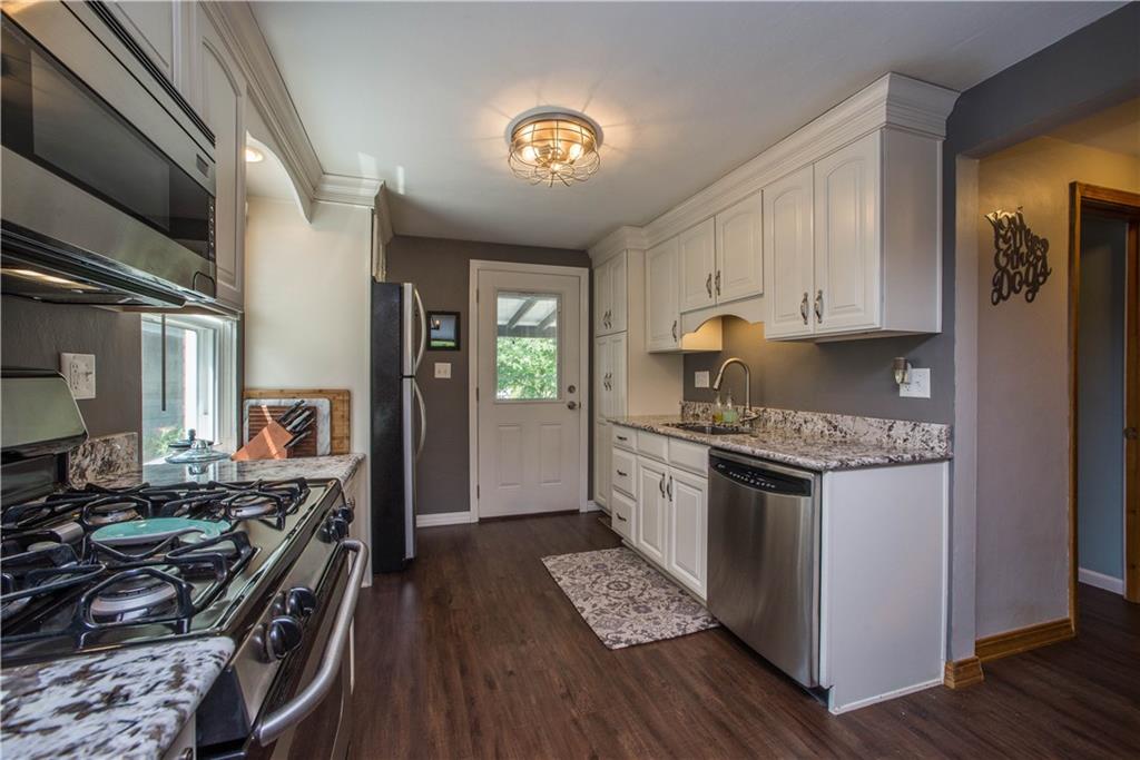 3716 Middleboro Road Pittsburgh, PA 15234 - Photo 11 of 25 Gallery Image 11