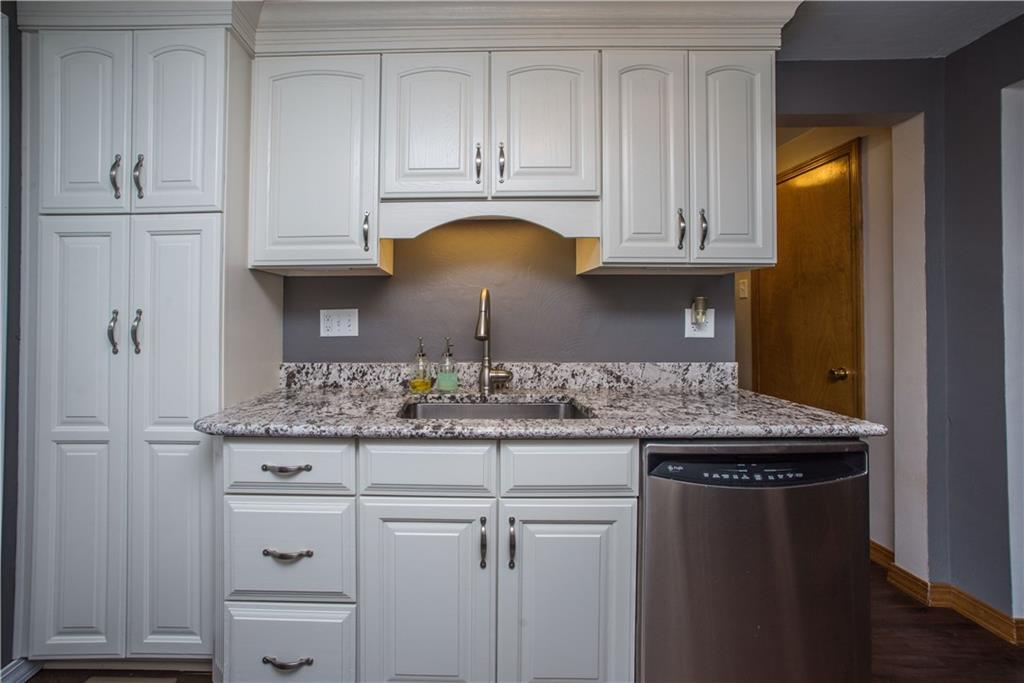 3716 Middleboro Road Pittsburgh, PA 15234 - Photo 12 of 25 Gallery Image 12