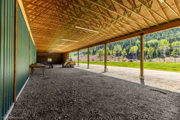 $995,000 | 393958 20th Highway, Cusick, WA 99119