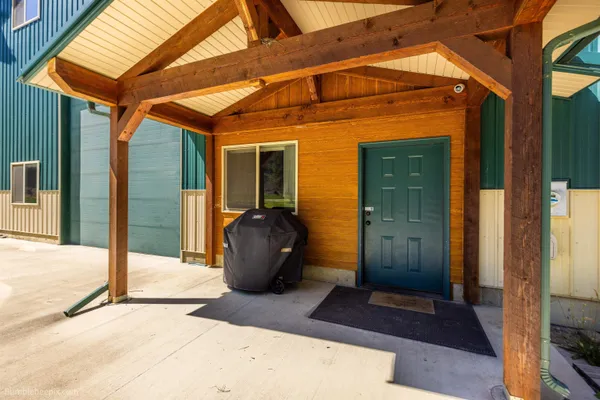 $995,000 | 393958 20th Highway, Cusick, WA 99119