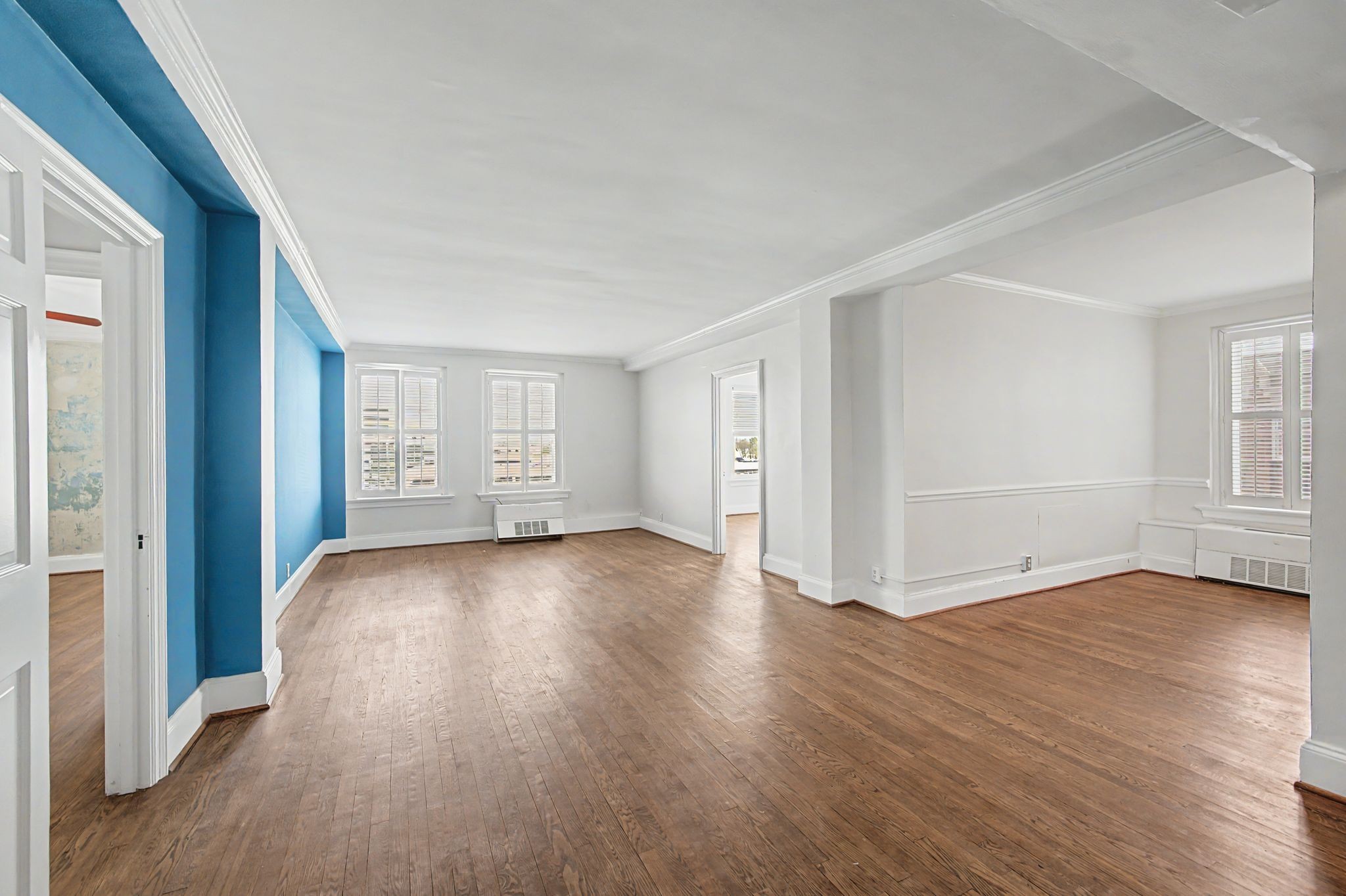 4225 Harding Pike, Unit 603 Nashville, TN 37205 - Photo 14 of 59 an empty room with wooden floor and windows