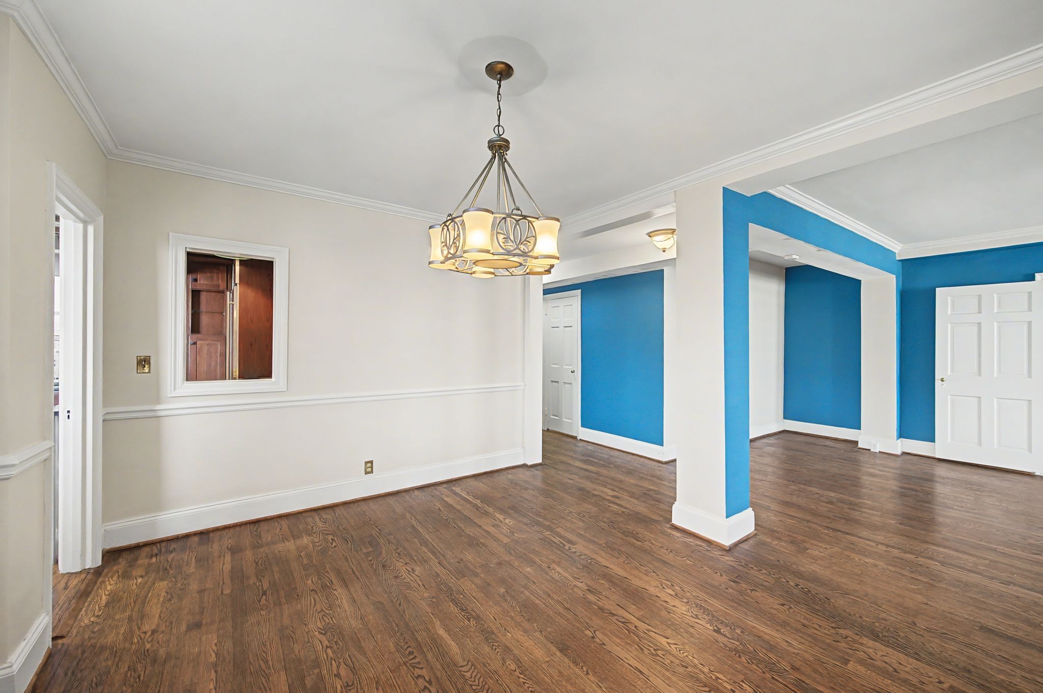 4225 Harding Pike, Unit 603 Nashville, TN 37205 - Photo 20 of 59 a view of an empty room with wooden floor and a window