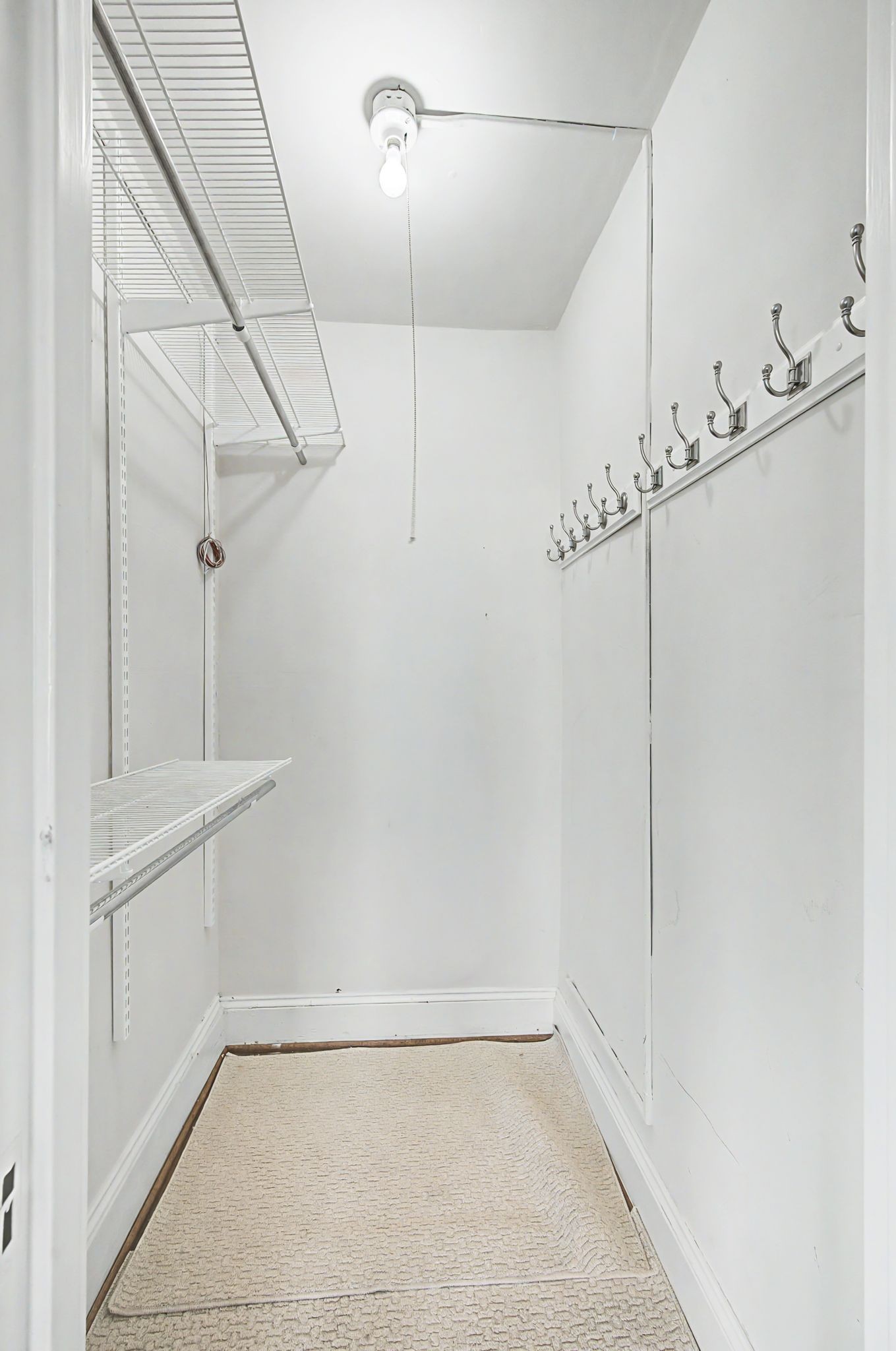 4225 Harding Pike, Unit 603 Nashville, TN 37205 - Photo 33 of 59 a view of a room with racks on the wall