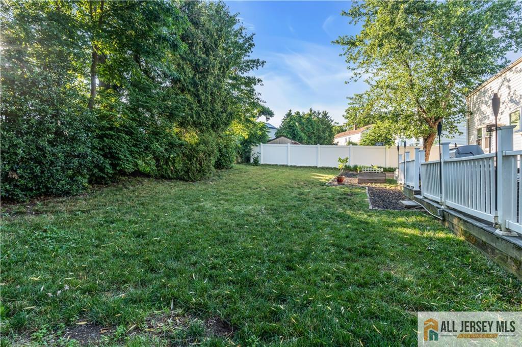 8 Smalley Road Edison, NJ 08817 - Photo 33 of 39