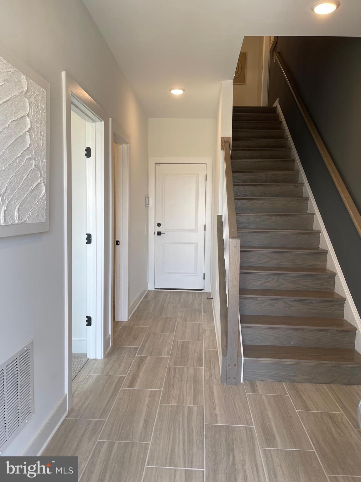 17322 Turnstone Drive Dumfries, VA 22026 - Photo 2 of 20