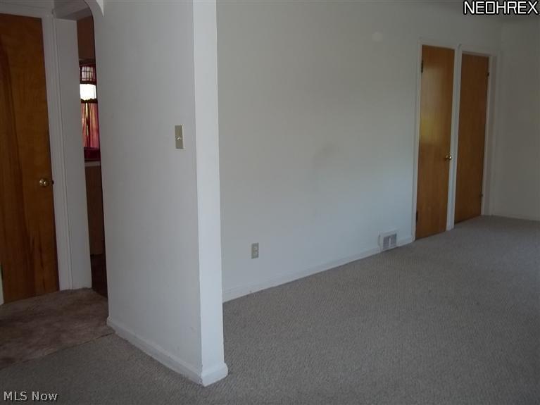 6418-6420 Ridge Road Parma, OH 44129 - Photo 15 of 16 In dining looking towards living and hall.