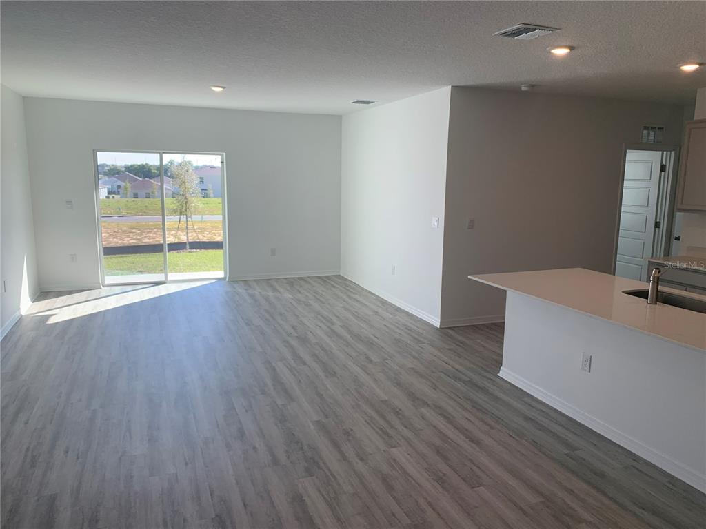 3425 Nettle Loop Tavares, FL 32778 - Photo 3 of 20