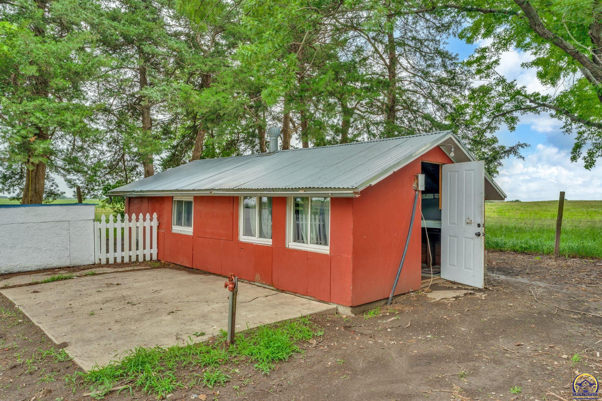 3184 158th Road Delia, KS 66418 - Photo 36 of 50