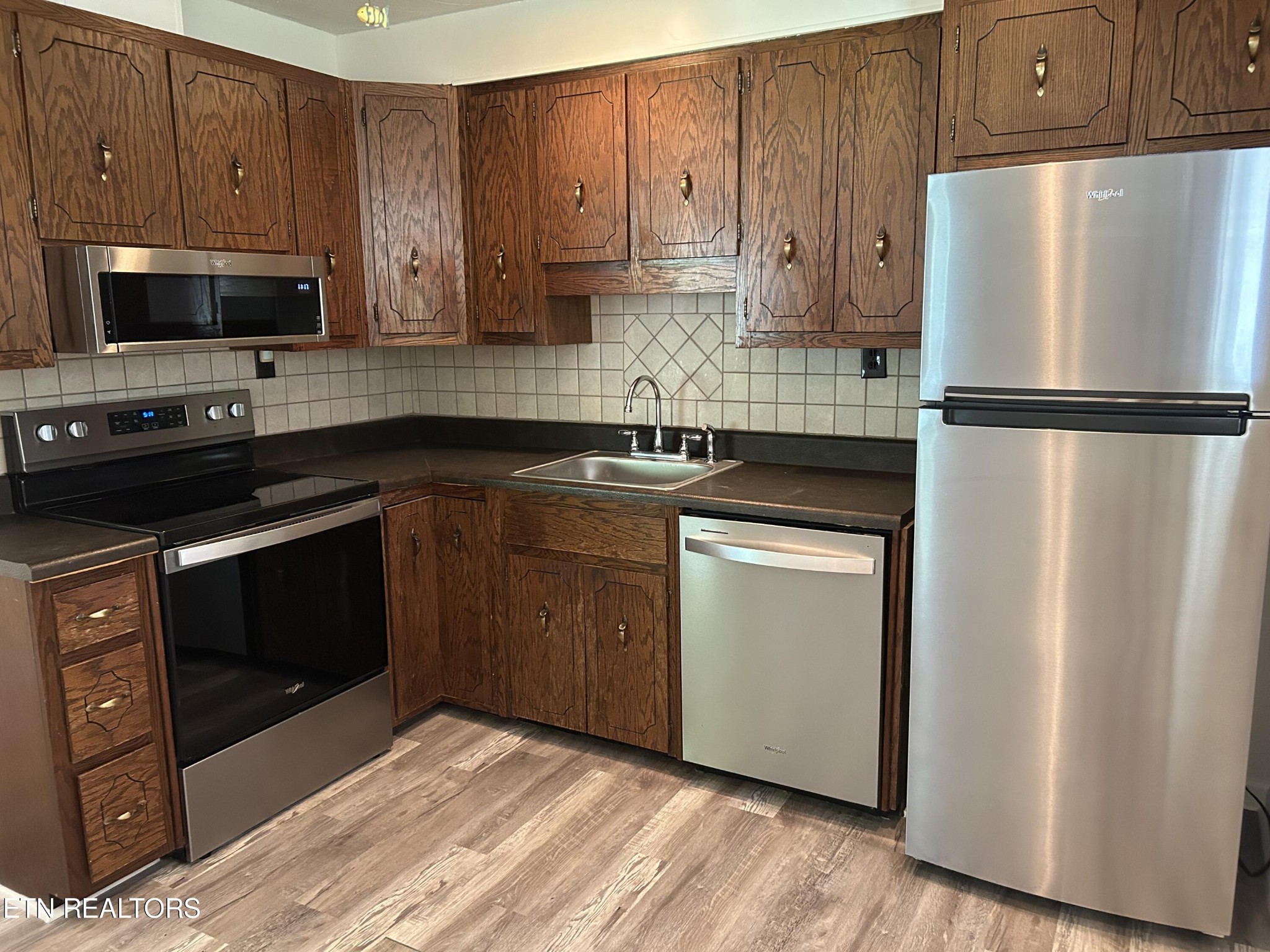 407 Hamilton Road Knoxville, TN 37920 - Photo 7 of 11 Gallery Image 7