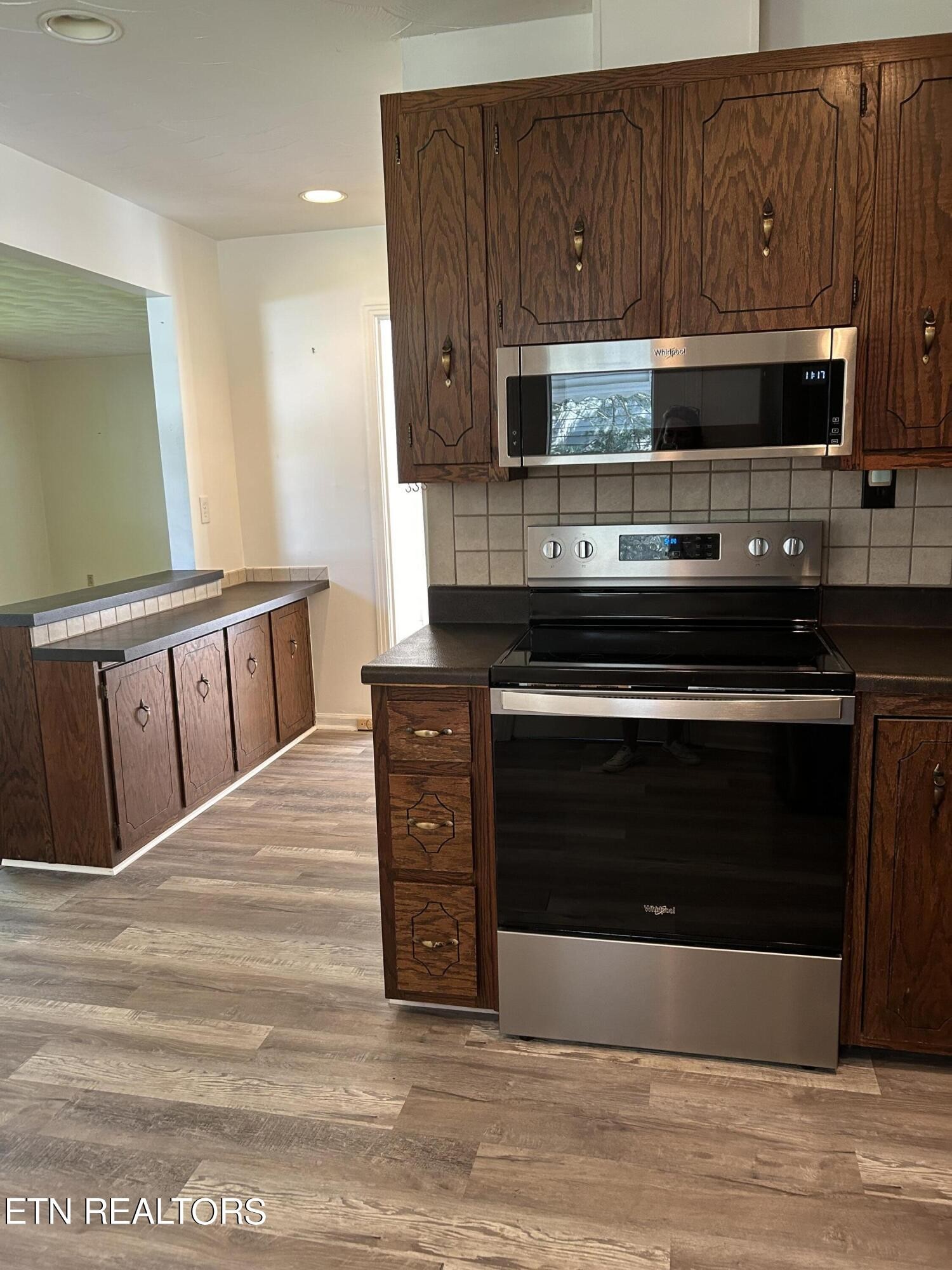 407 Hamilton Road Knoxville, TN 37920 - Photo 8 of 11 Gallery Image 8