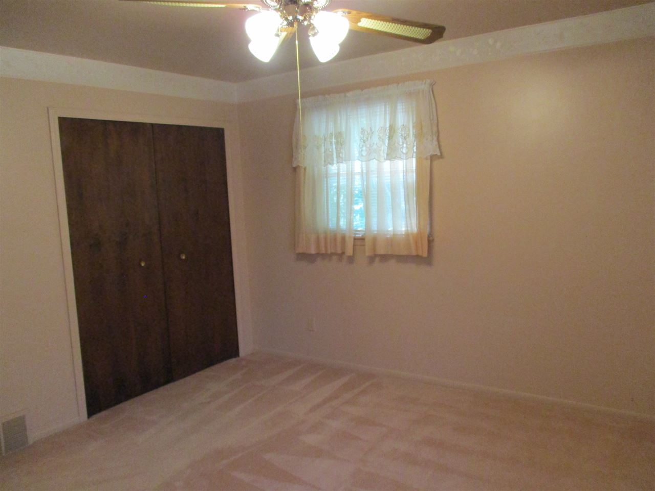 313 Hampton Road Durand, MI 48429 - Photo 17 of 62 Gallery Image 17