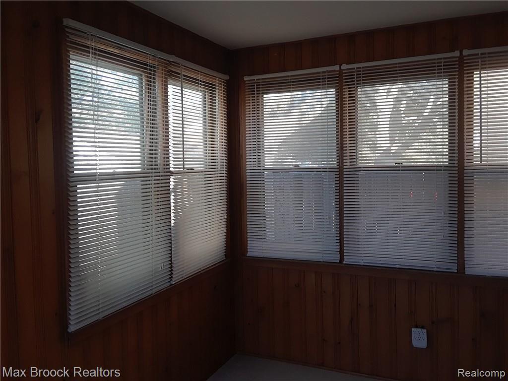 506 West Twelve Mile Road Royal Oak, MI 48073 - Photo 8 of 8