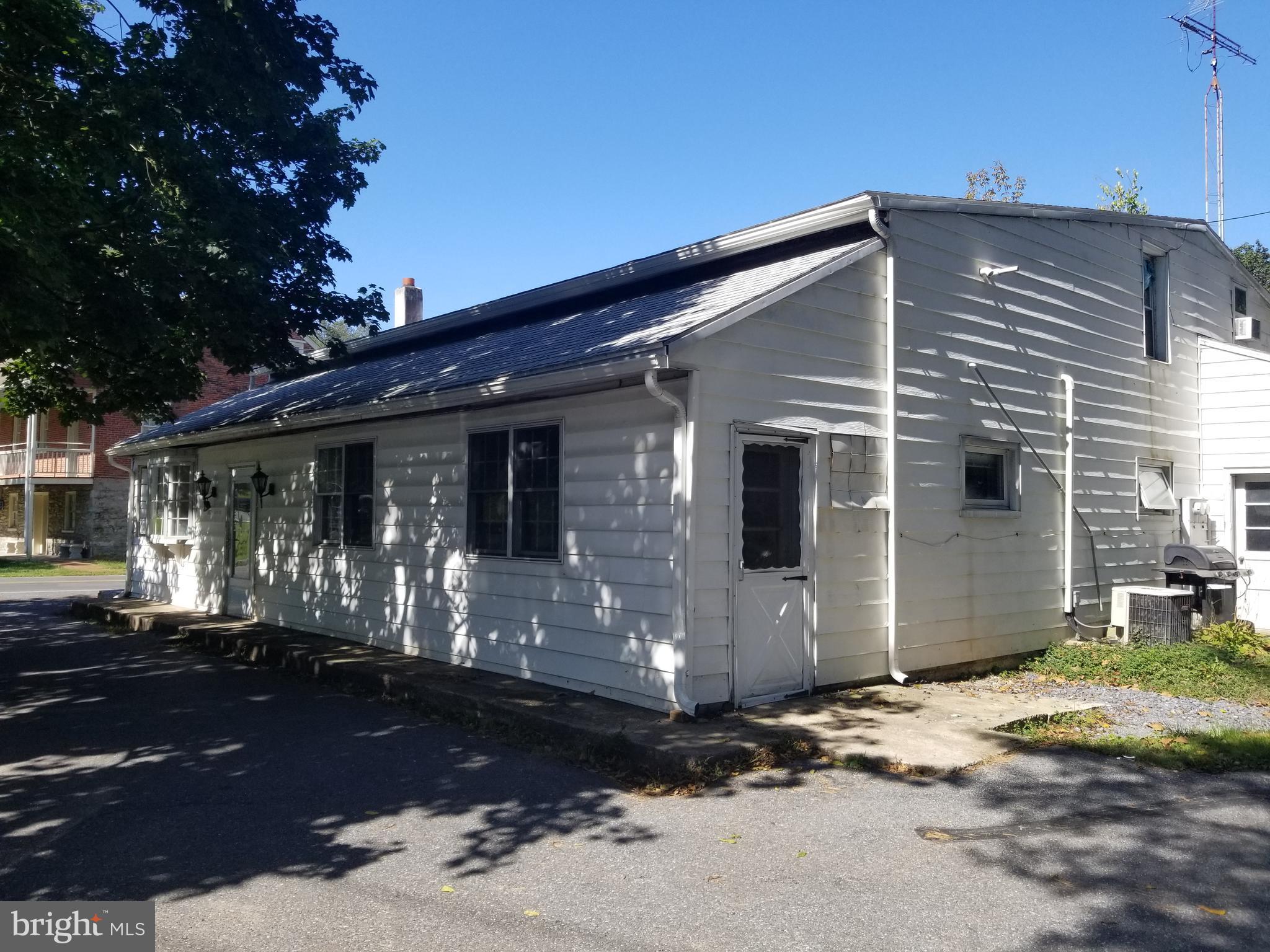 1400 East Oregon Road Leola, PA 17540 - Photo 3 of 9