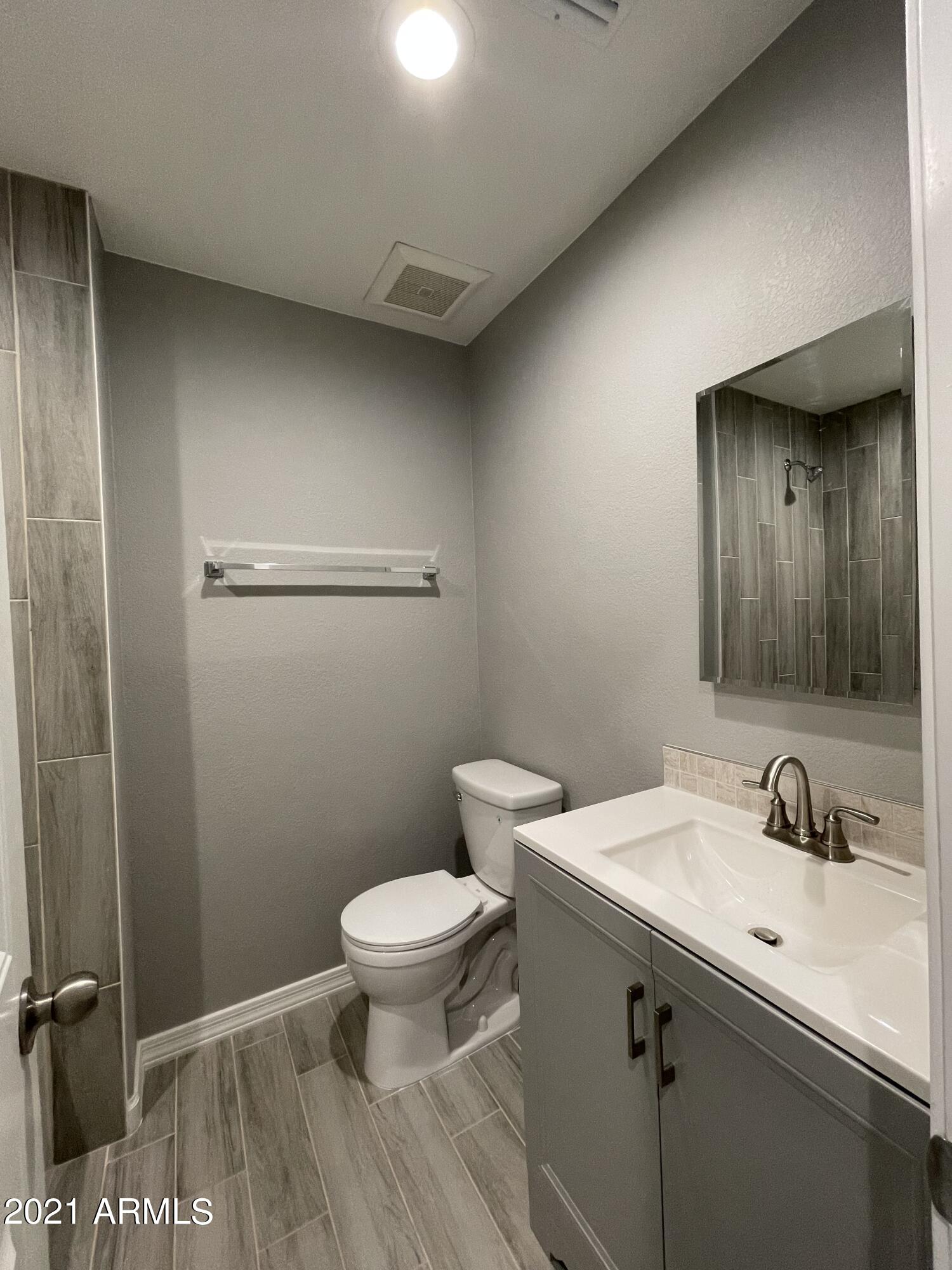 517 West Roeser Road Phoenix, AZ 85041 - Photo 16 of 30 IMG_0910 (2)