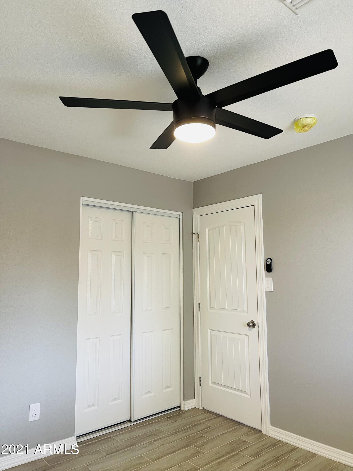 517 West Roeser Road Phoenix, AZ 85041 - Photo 21 of 30 IMG_E0883 (2)
