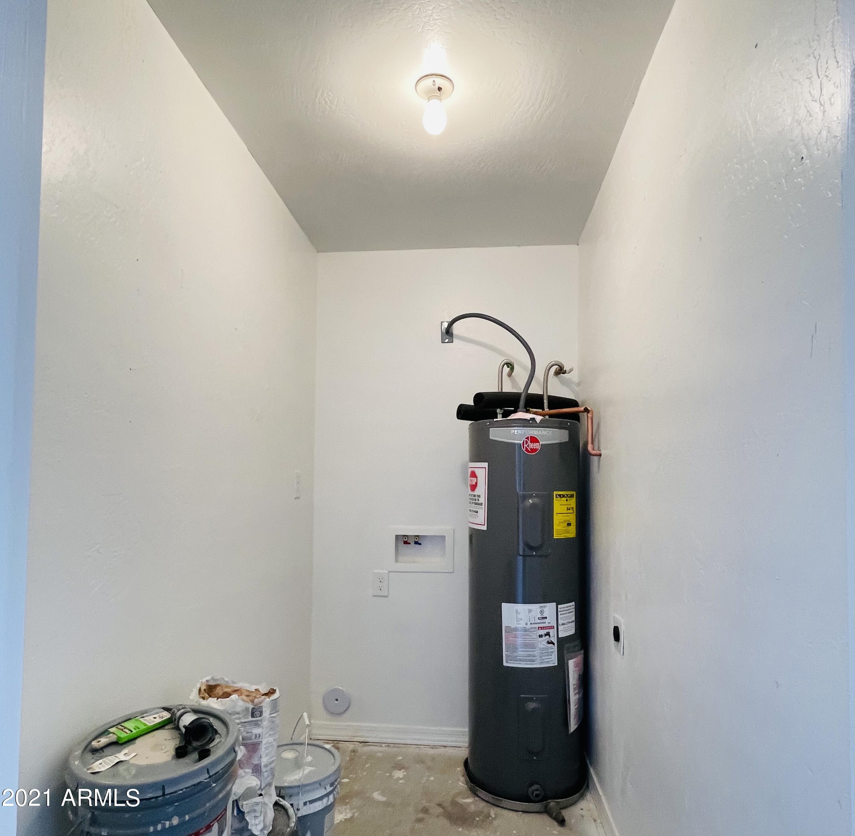 517 West Roeser Road Phoenix, AZ 85041 - Photo 26 of 30 IMG_E0899 (2)