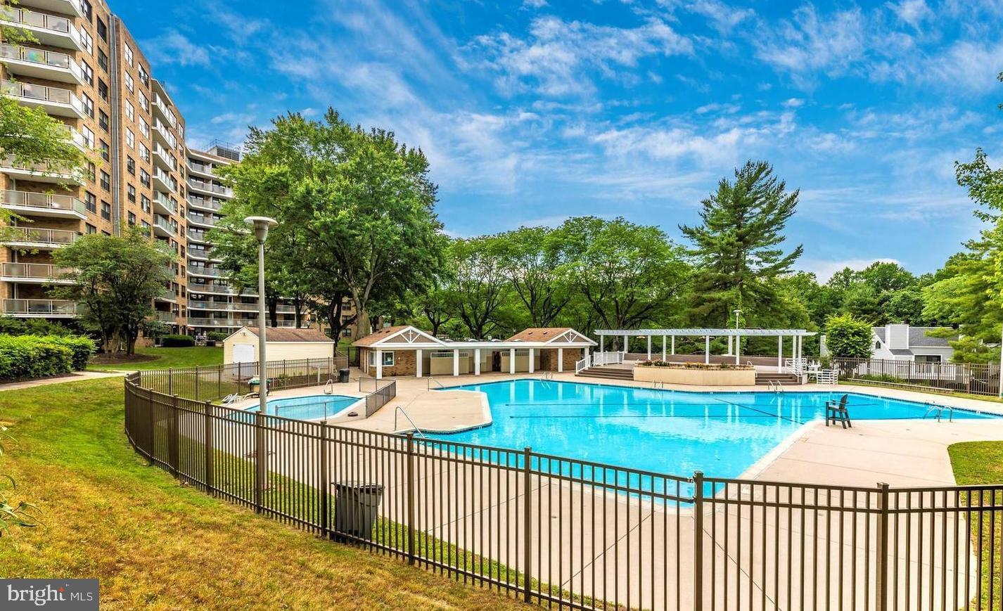 1600 Hagys Ford Road, Unit 7R Penn Valley, PA 19072 - Photo 29 of 30 Fenced pool
