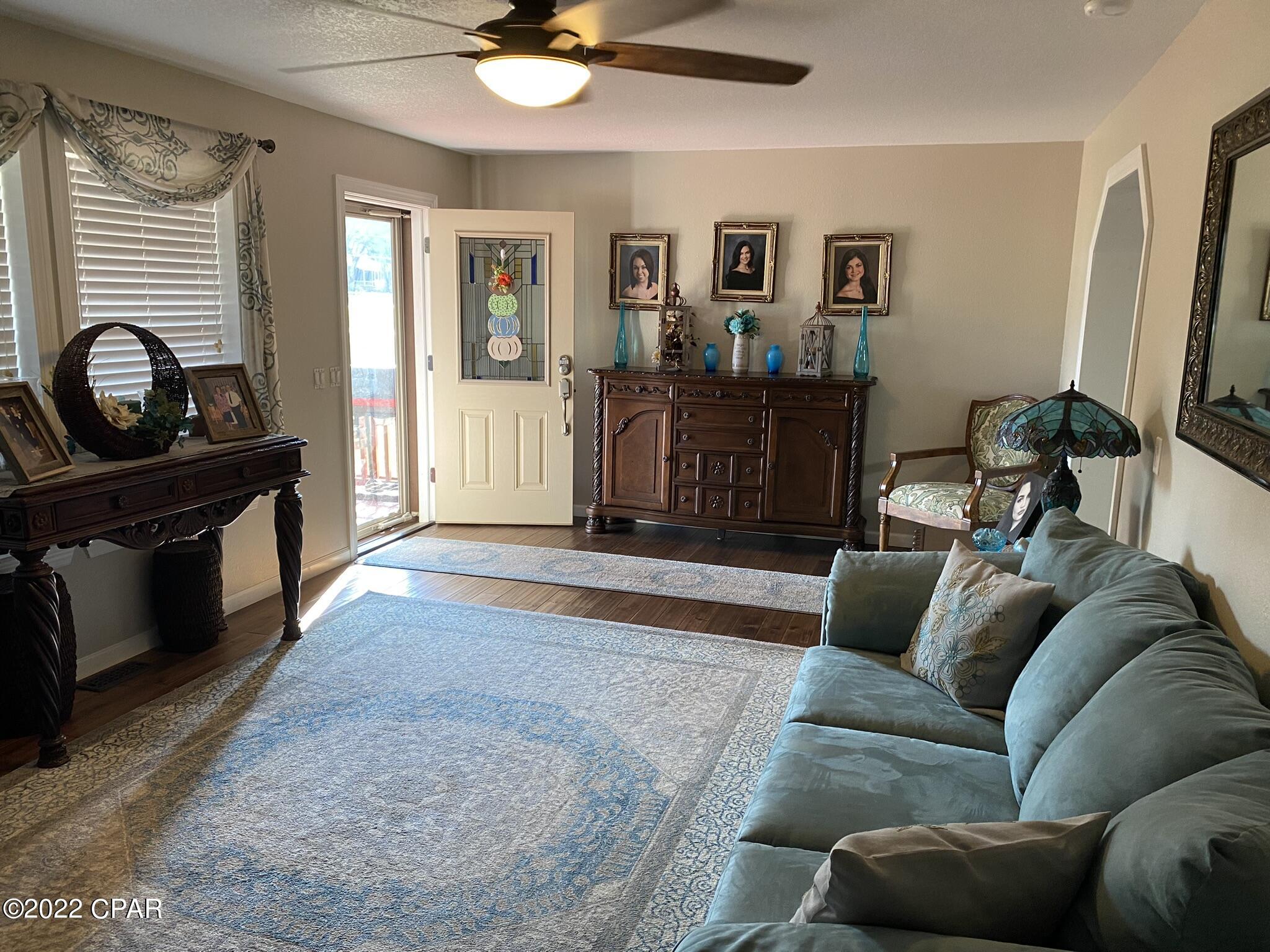 2181 Indiana Avenue Grand Ridge, FL 32442 - Photo 9 of 38 Gallery Image 9