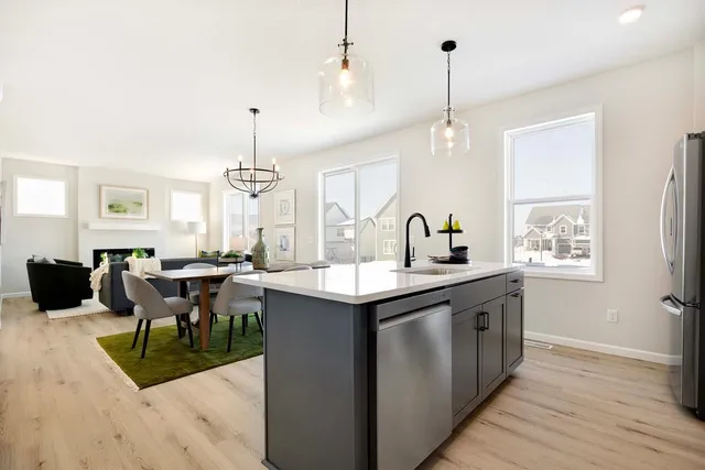 $587,375 | 11525 202nd Street West, Lakeville, MN 55044