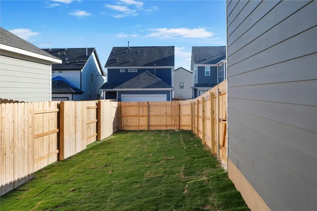 $1,995 | 117 Kiowa Bend, Liberty Hill, TX 78642