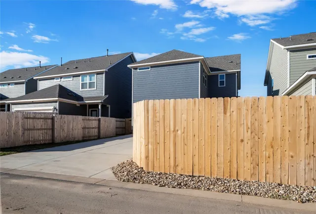 $1,995 | 117 Kiowa Bend, Liberty Hill, TX 78642