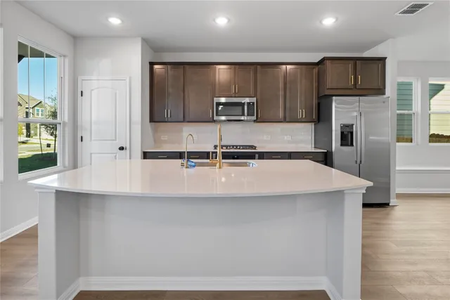 $1,995 | 117 Kiowa Bend, Liberty Hill, TX 78642