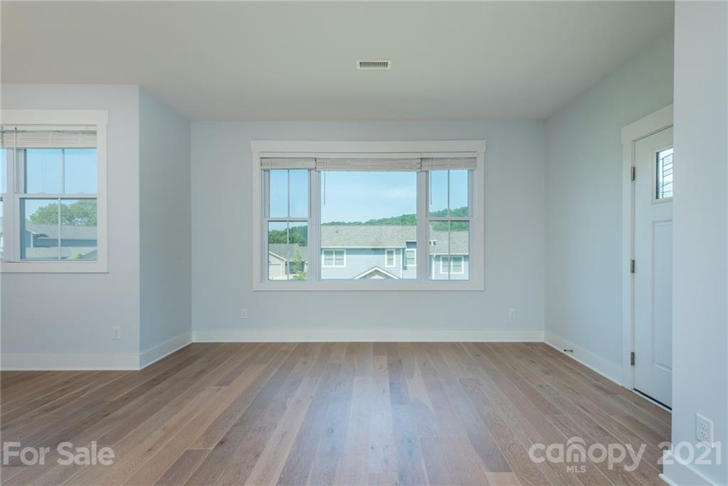 46 Dillingham Road Asheville, NC 28805 - Photo 7 of 32 Gallery Image 7