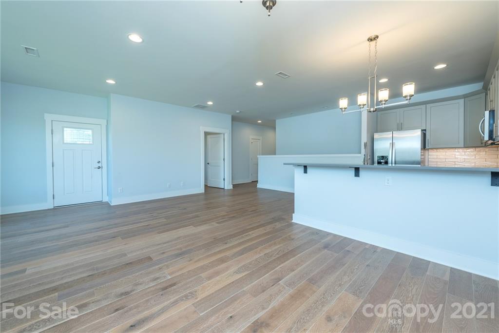 46 Dillingham Road Asheville, NC 28805 - Photo 9 of 32 Gallery Image 9