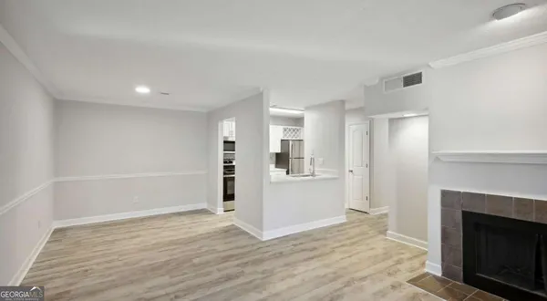 $1,547 | 100 Pinhurst Drive, Unit 921L, Atlanta, GA 30339