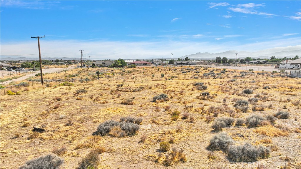 0 Solano Road Victorville, CA 92392 - Photo 8 of 10 a view of a yard with an empty room