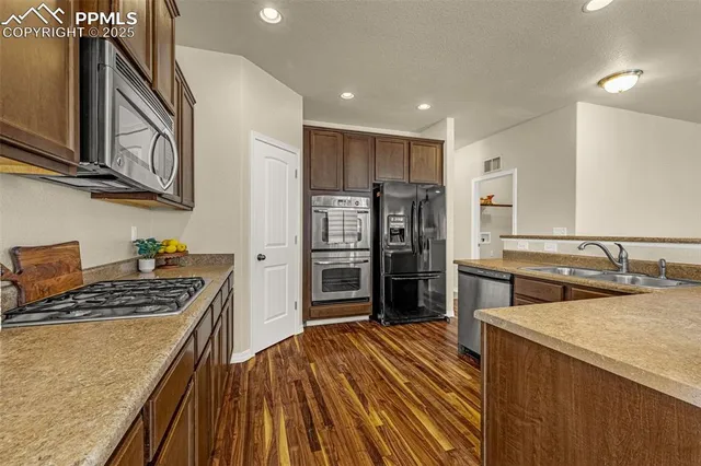 $659,900 | 1306 Ethereal Circle, Colorado Springs, CO 80904