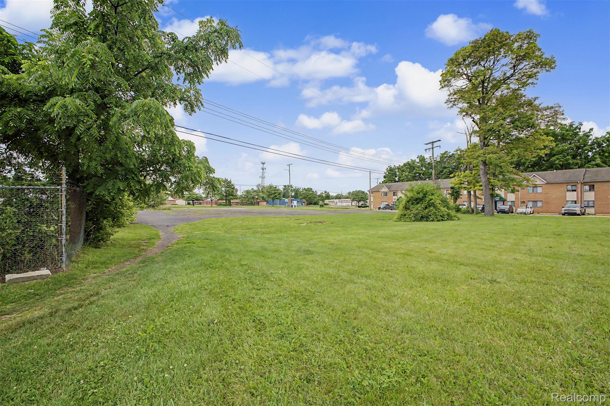 26156 Michigan Avenue Inkster, MI 48141 - Photo 13 of 18 08.jpg