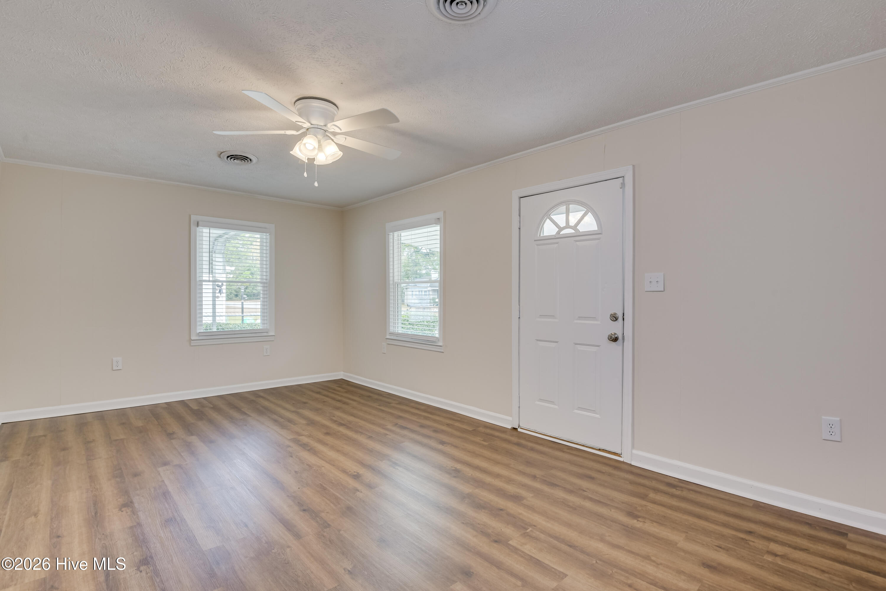 103 Smallridge Street Aiken, SC 29803 - Photo 4 of 36