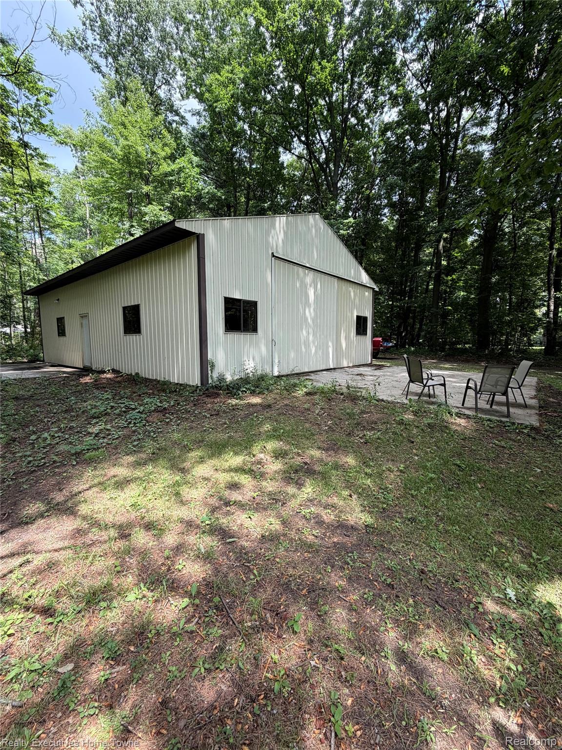 6100 Frith Road St. Clair, MI 48079 - Photo 18 of 21 IMG_0717.jpeg